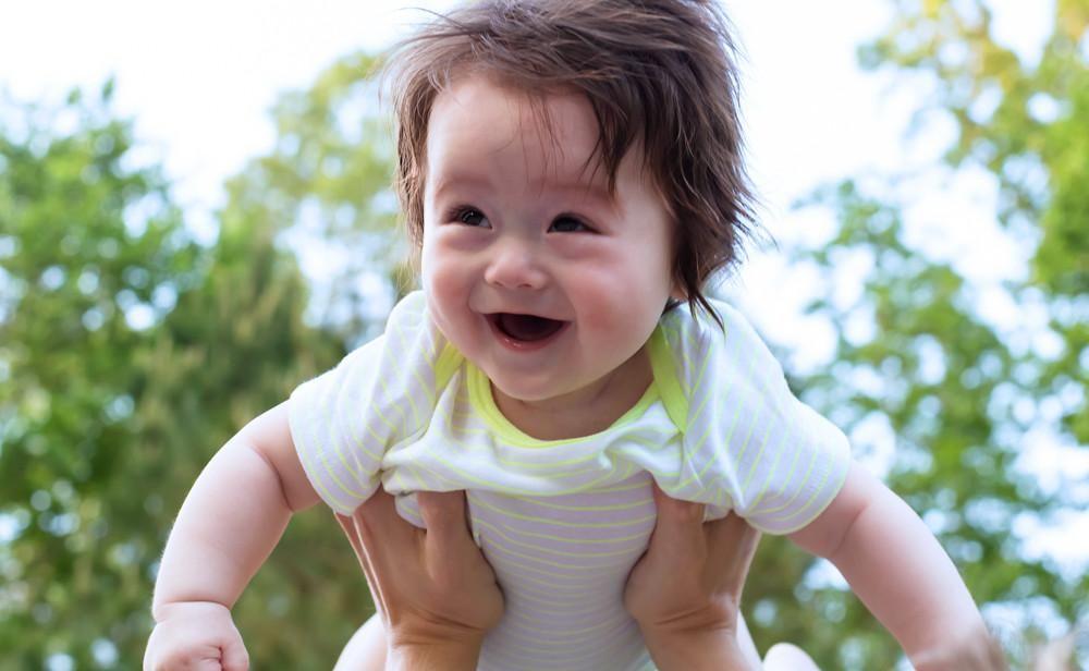 help baby sleep through night