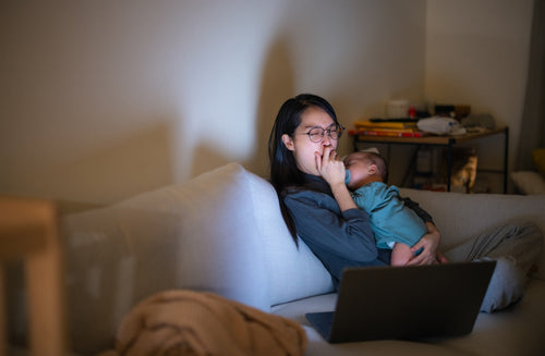 Why New Mums Still Feel Exhausted—Even With “Enough” Sleep